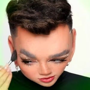 Meet your Posher, Savanna